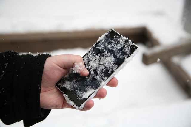 Tu celular podría presentar problemas por el frío