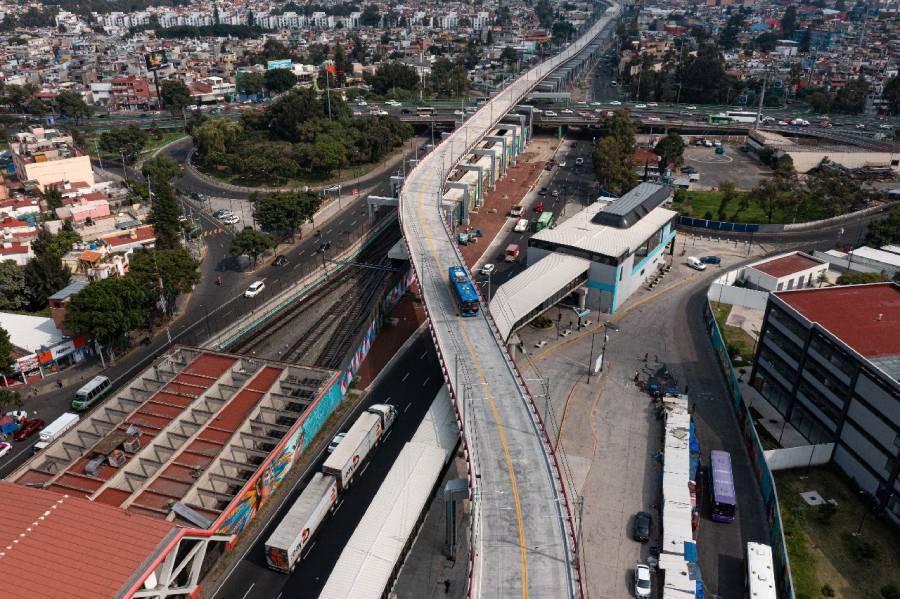 El Trolebús Elevado empezó sus operaciones hace dos años.