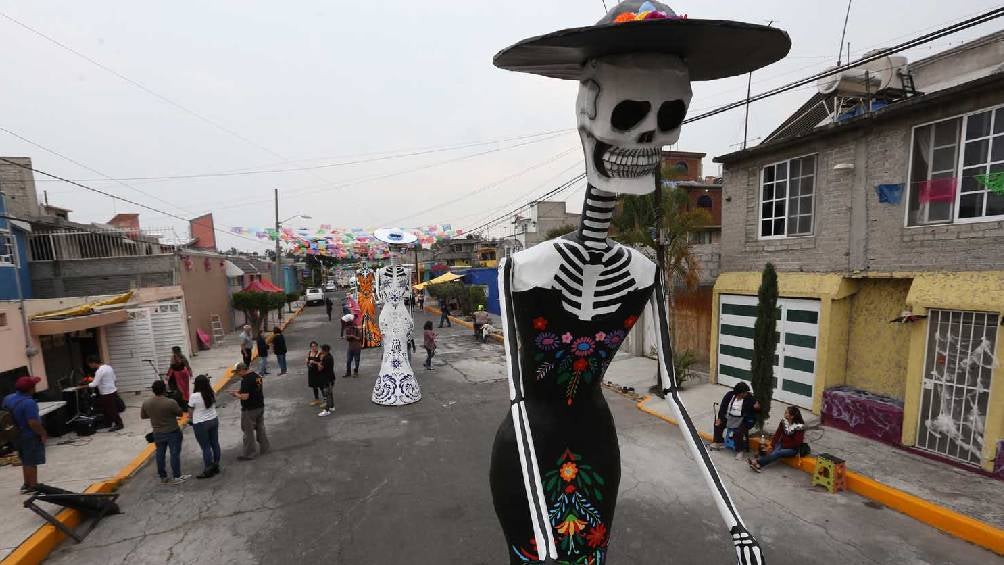 Las calaveras simbolizan la muerte y la celebración de la vida de los difuntos. 