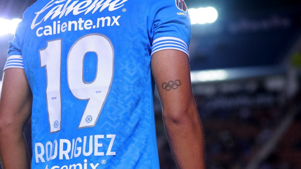 Rodríguez llega a 100 partidos con Cruz Azul