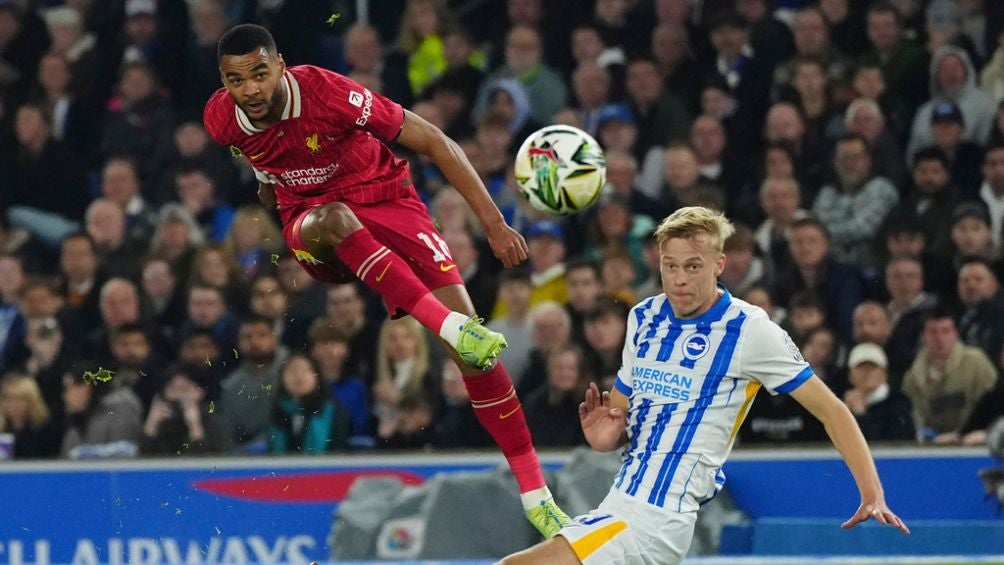 Liverpool venció al Brighton en la Copa de la Liga