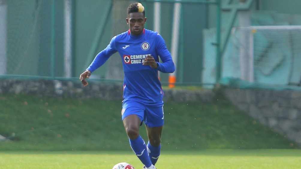 Borja con Cruz Azul