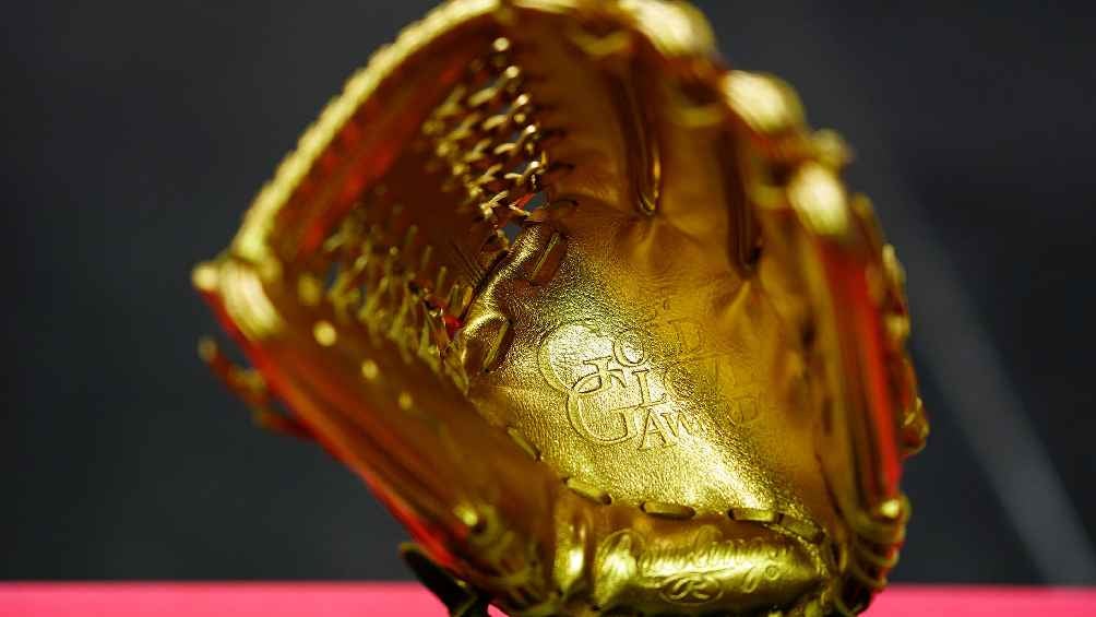 Matt Chapman and Bobby Witt Jr lead MLB Gold Glove winners