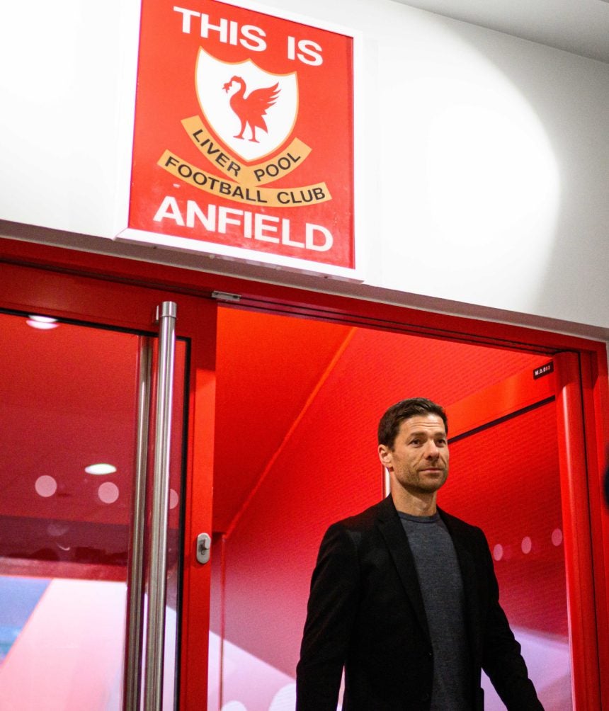 Xabi Alonso vuelve a Anfield