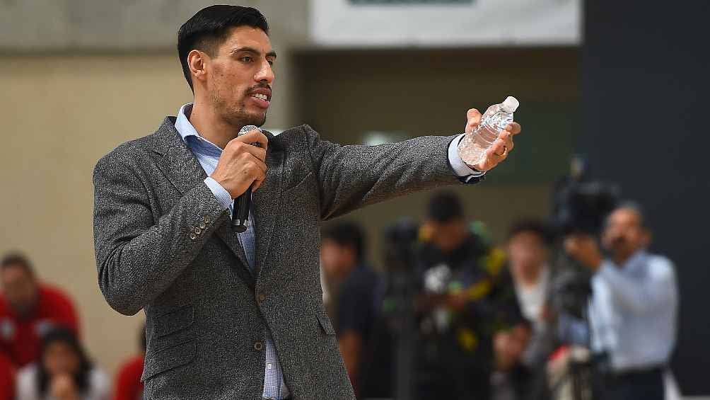 Habló del basquetbol mexicano