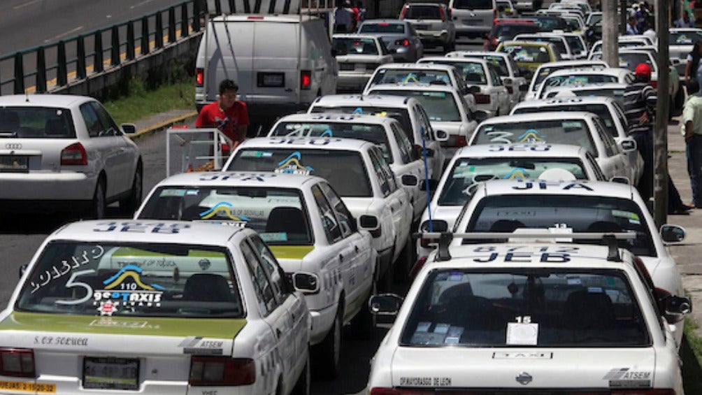 Taxis en Edomex podrán sustituir sus unidades si cumplen con estos requisitos