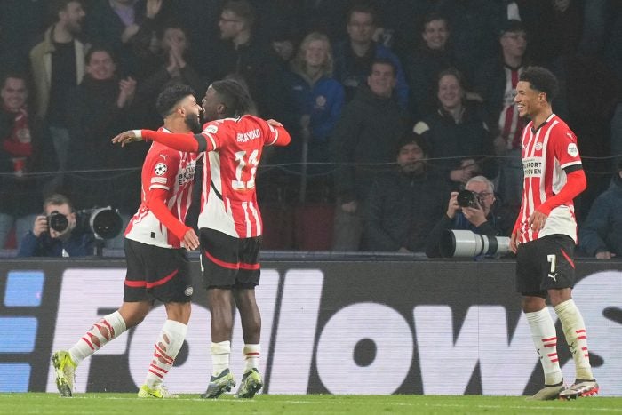 PSV goleó 4-0 al Girona