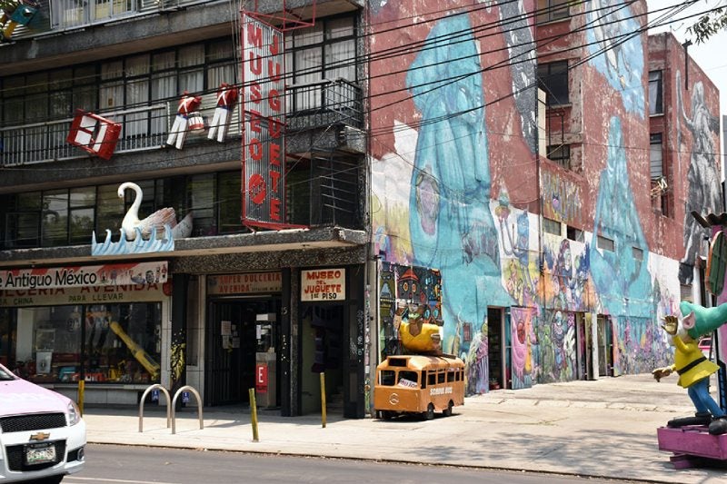 La cita es el Museo del Juguete ubicado en la colonia Doctores, CDMX.