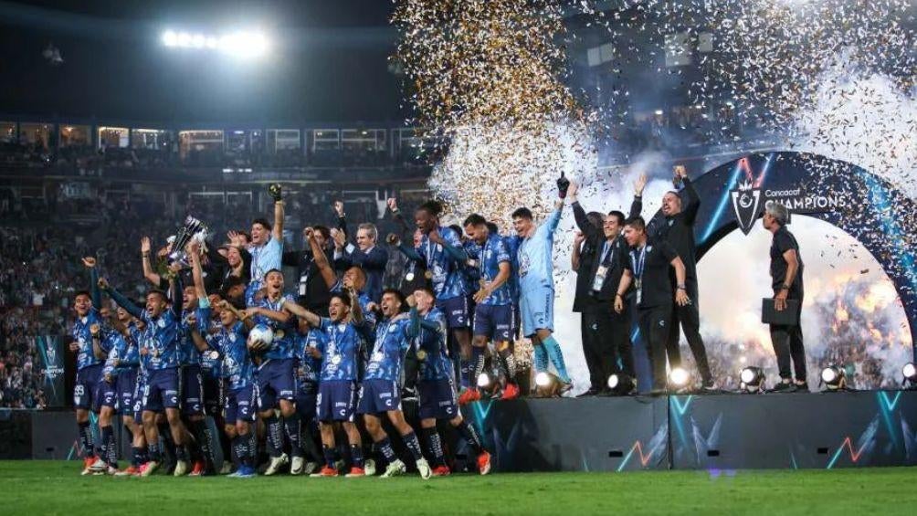 Pachuca celebra la Concacaf Champions Cup