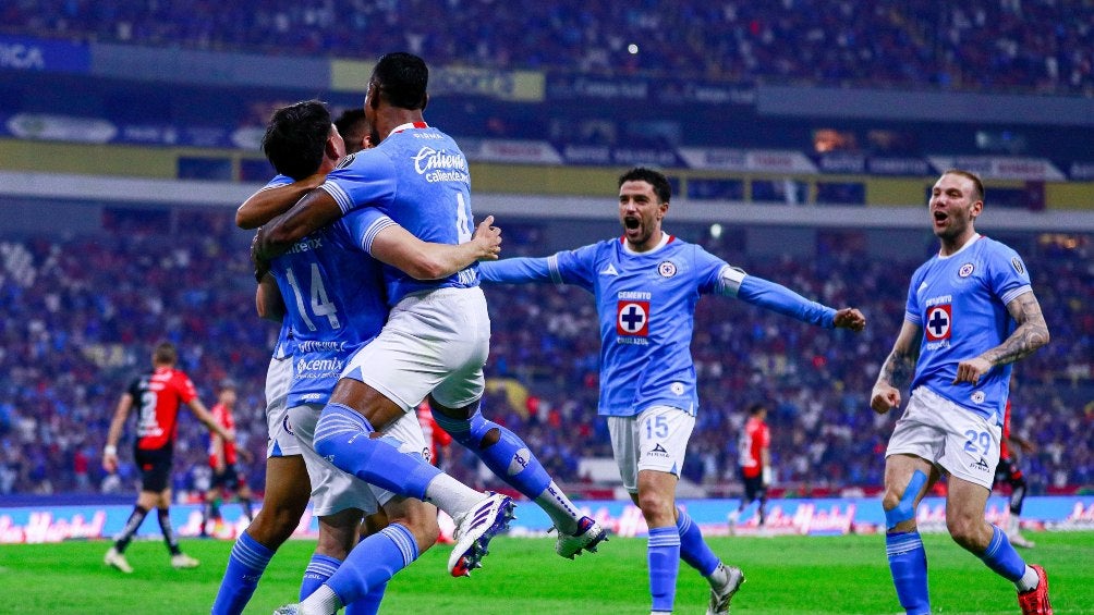 Cruz Azul had a record of points and goals scored 17 years ago by the Empate before Atlas