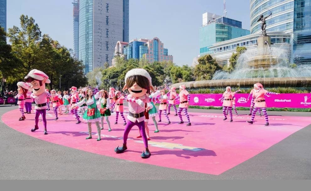 En el Bolo Fest también hay música y baile para alegrar más el evento.