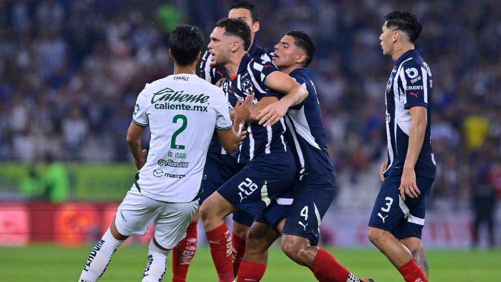 Terminó caliente el partido