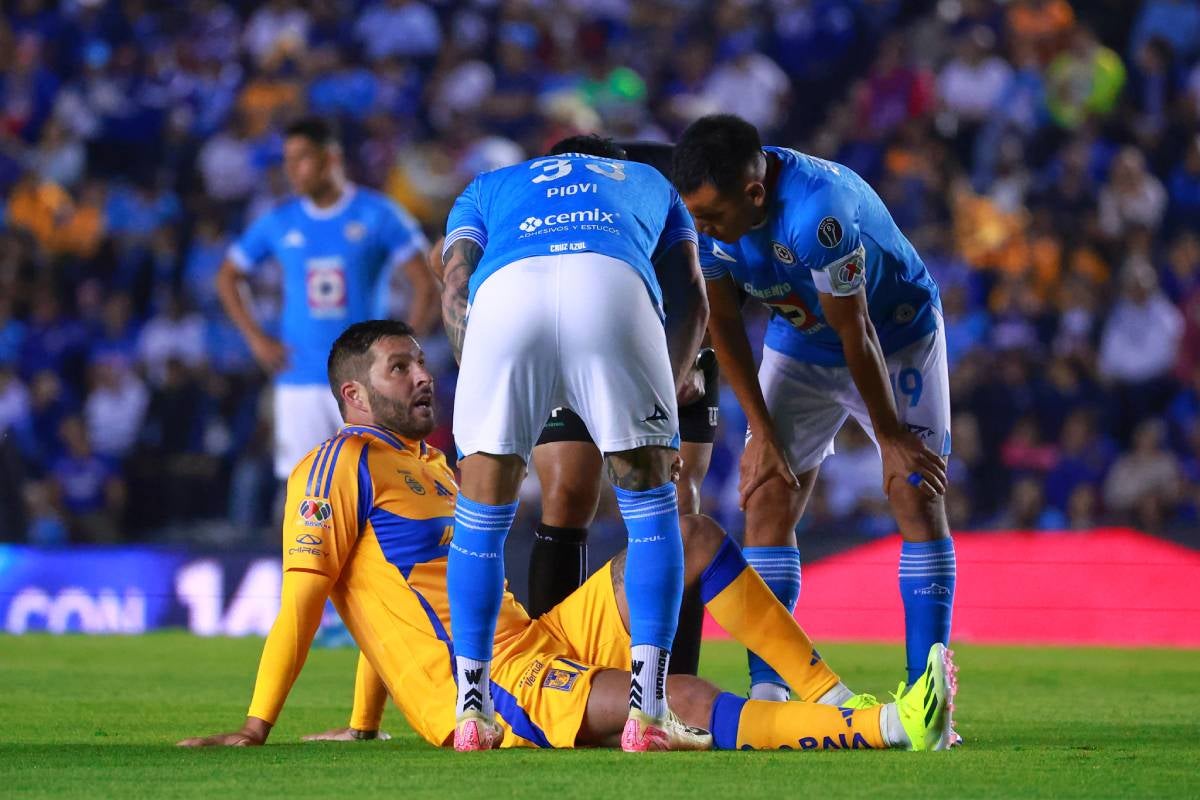 Gignac se lesionó ante Cruz Azul 