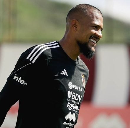 Salomón Rondón en un entrenamiento de Venezuela