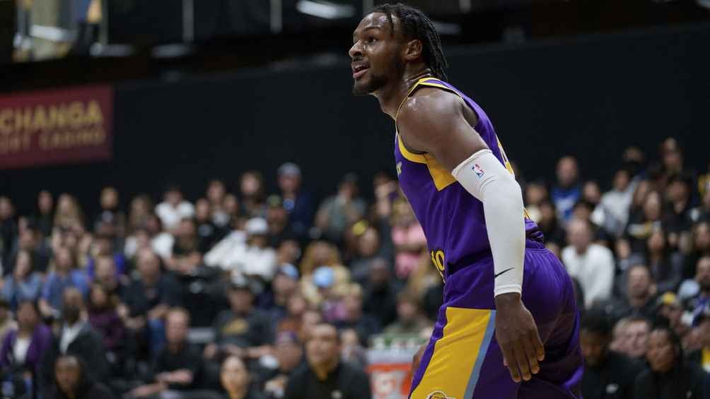 Se unirá a la Filial de los Lakers