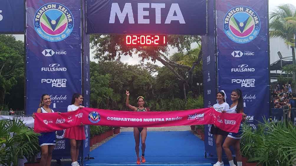 Atletas olímpicas destacaron en el Triatlón Xel-Ha 2024