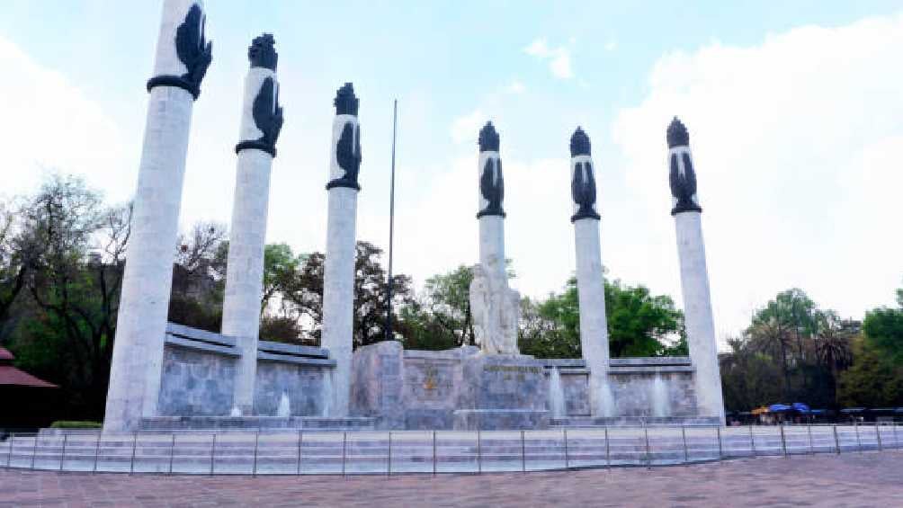 El joven dijo que iría al baño en la zona del Monumento a los Niños Héroes, pero jamás volvió. 