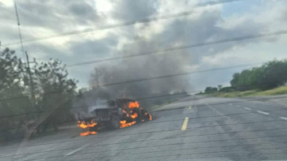 Se reportó una agresión con armas de fuego en la carretera Reynosa - San Fernando, cerca del ejido Pedro J. Méndez. 