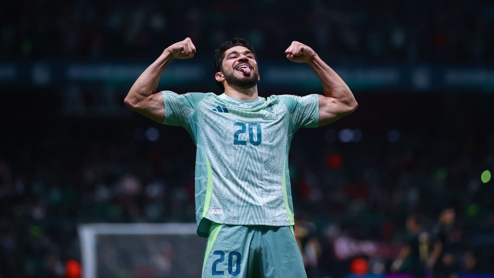 Henry Martín celebra un gol 