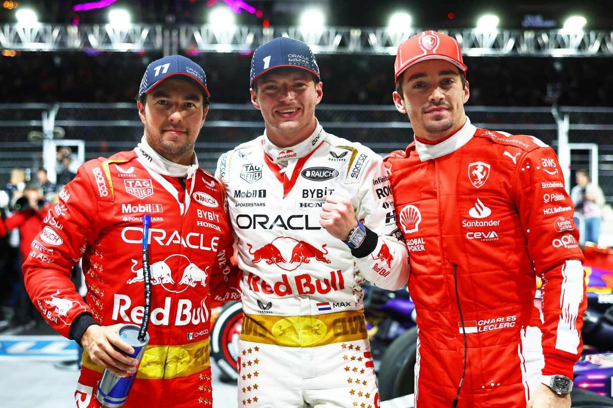 Verstappen, Checo y Leclerc subieron al podio el año pasado en Las Vegas