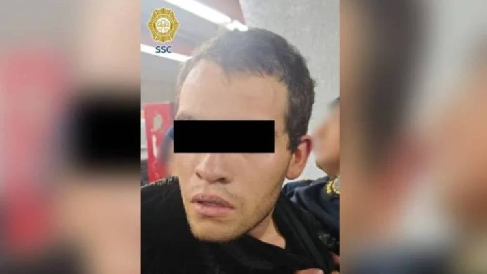 El agresor en el Metro Tacubaya, Ciudad de México, es un joven de 20 años llamado Kevin 'N', conocido como "El Jommy".