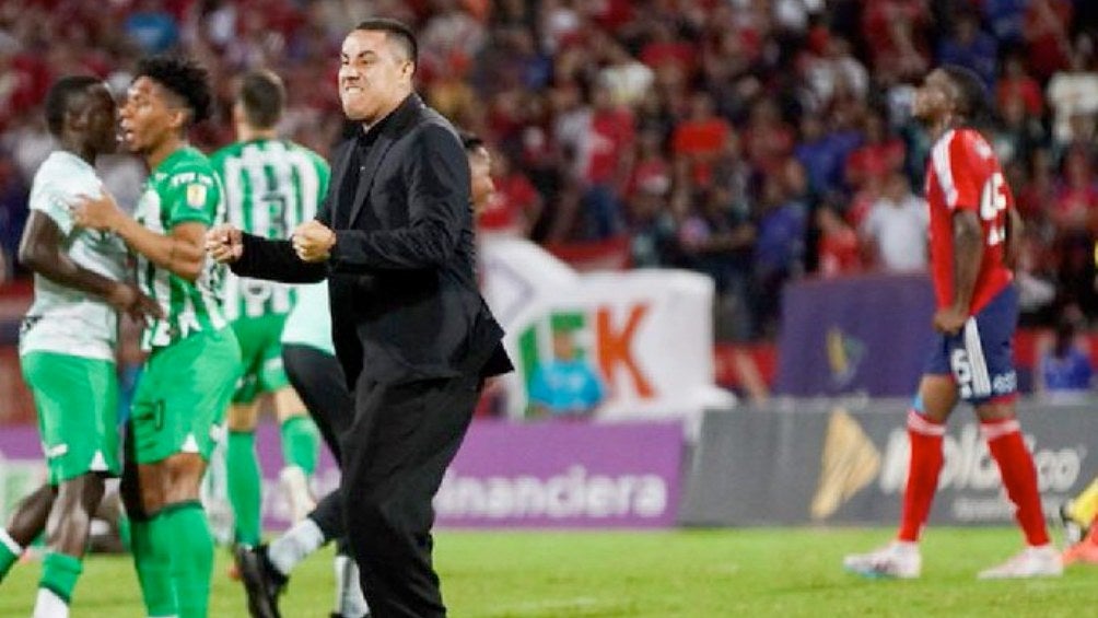 Efráin Juárez en su último partido con Atlético Nacional