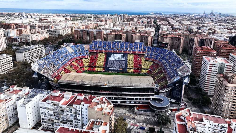 Rinden homenaje en Mestalla