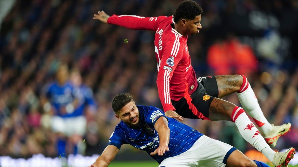 Manchester United empata de visitante ante el Ipswich 