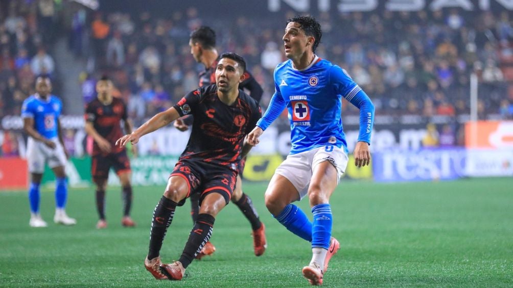 Pictures of Xolos vs Cruz Azul