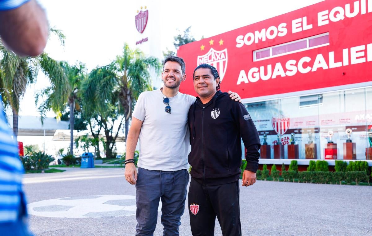 Nicolás Larcamón volvió a la Liga MX con Necaxa