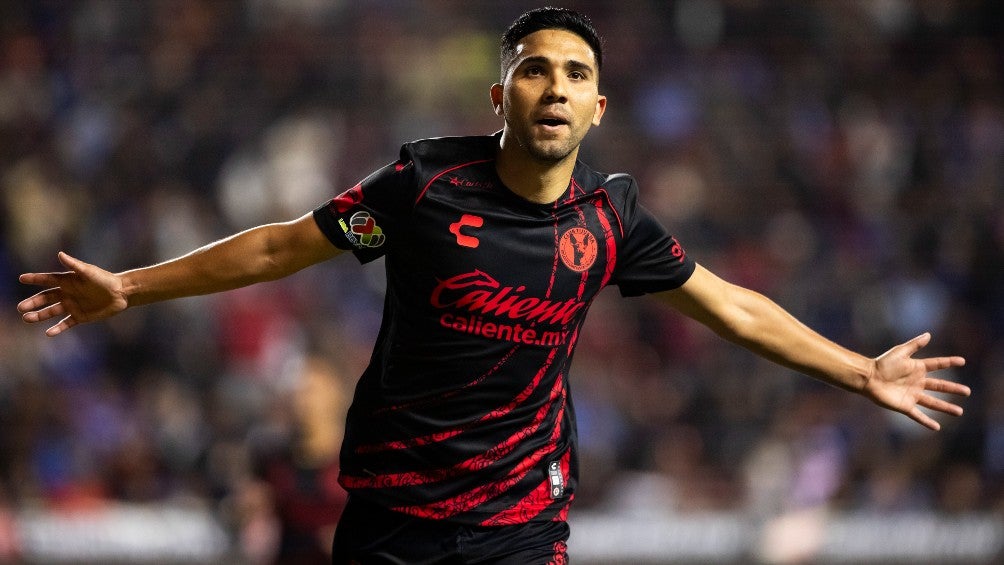 Xolos lleva ventaja sobre Cruz Azul