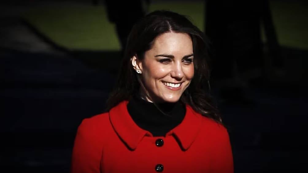 Kate Middleton describe el amor como "la luz que puede brillar con fuerza, incluso en nuestros momentos más oscuros".