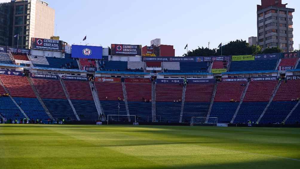 Son local en el estadio