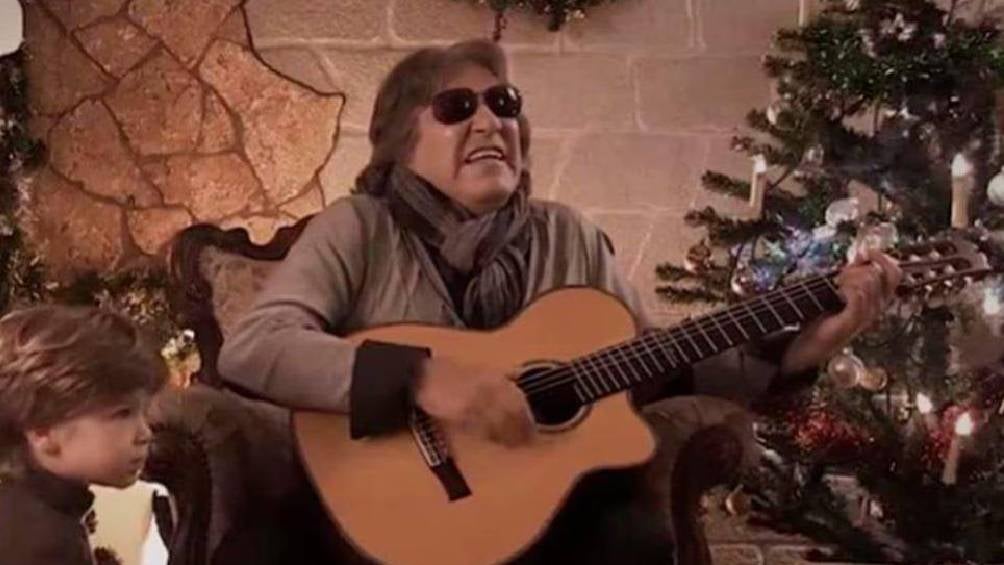 "Feliz Navidad," de José Feliciano, es un villancico moderno que mezcla inglés y español,