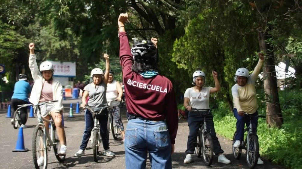 Biciescuela para mujeres en la CDMX