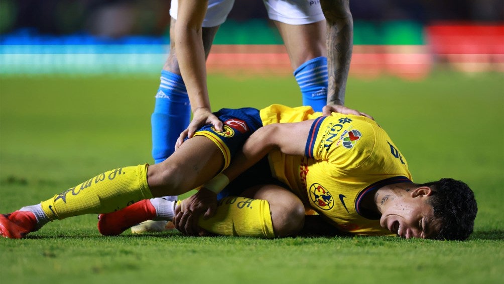 Miguel Layún y 'Tito' Villa intercambian argumentos tras polémica en América vs Cruz Azul