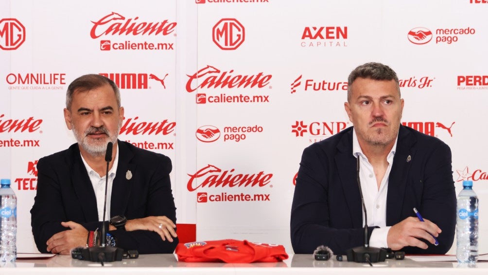 Óscar García es presentando como nuevo DT de Chivas