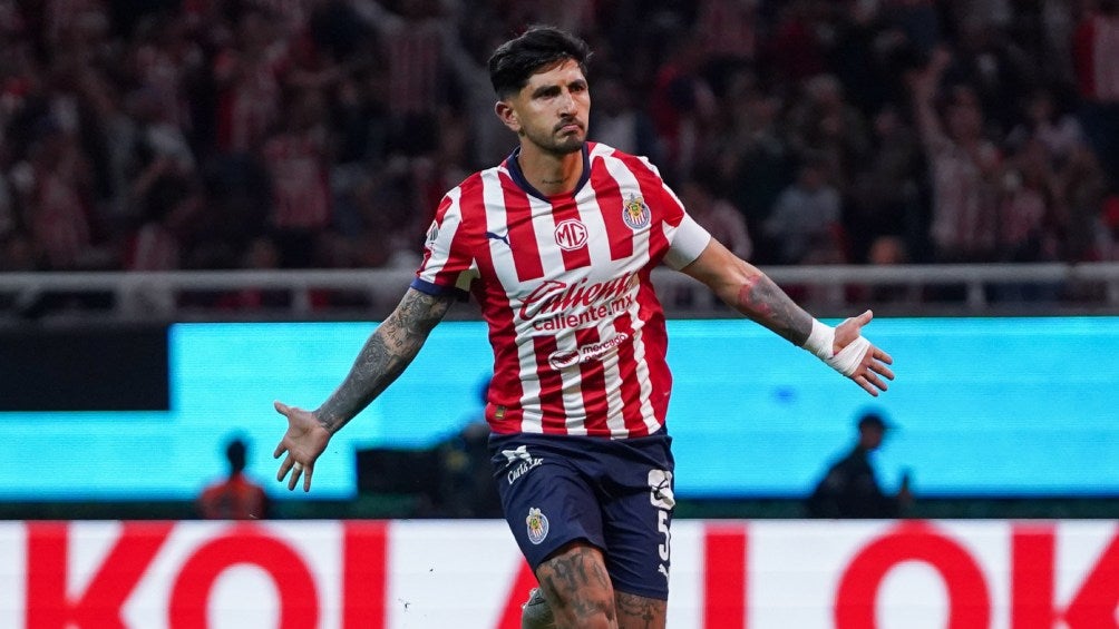 'Pocho' Guzmán tiene contrato vigente con Chivas