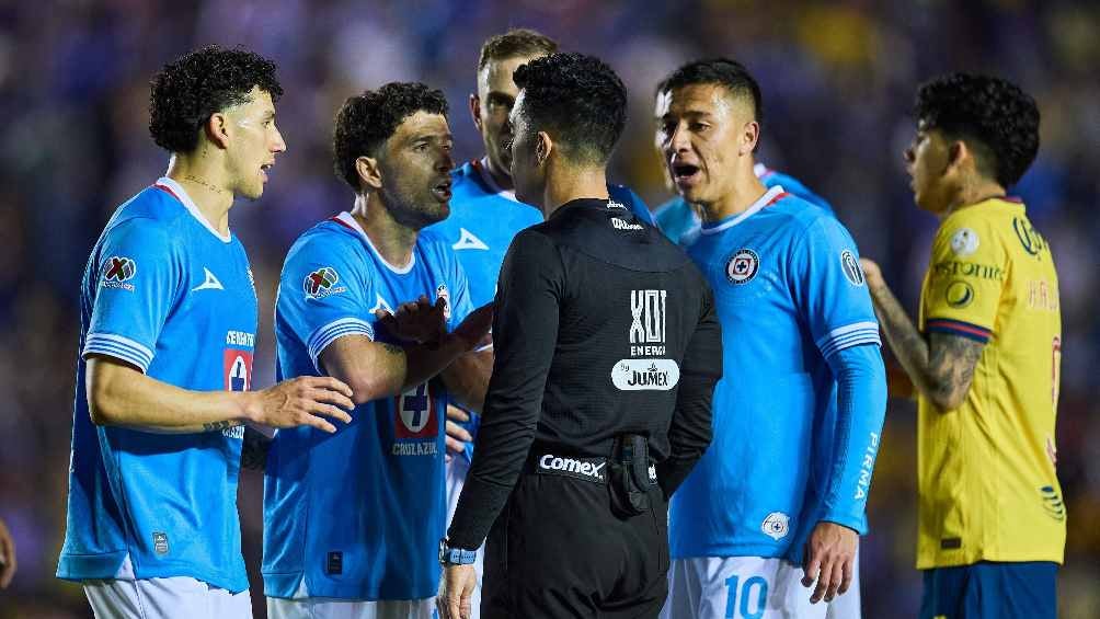 ¿Penal mal marcado? Polémica en la jugada que le dio el triunfo a América