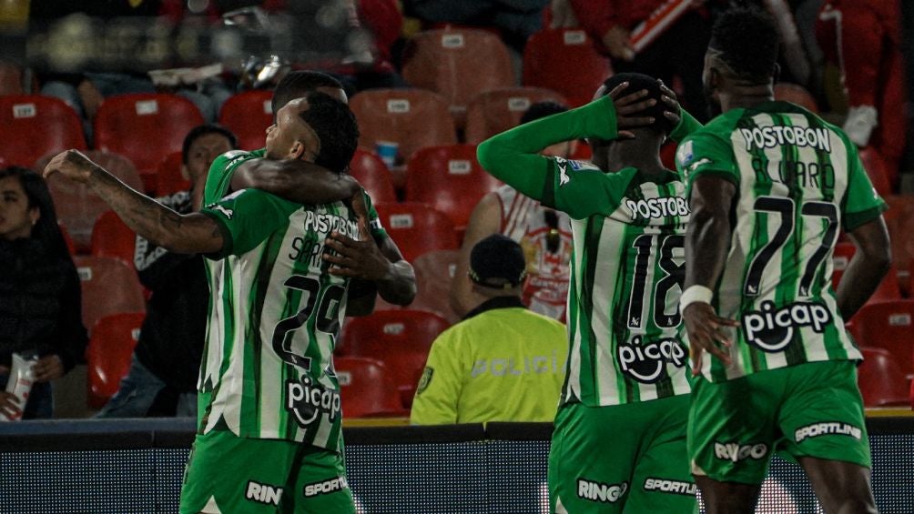 Atlético Nacional de Efraín Juárez vence a Independiente Santa Fe y clasifica a la Final de liga