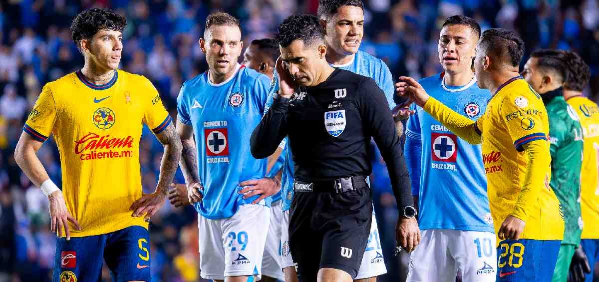 Cruz Azul arremete contra Adonai