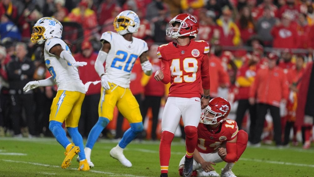 Chiefs gana con gol de campo de último segundo