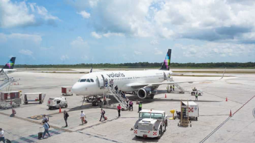 El vuelo viajaba en la ruta El Bajío -Tijuana, pero fue desviado a Guadalajara. 