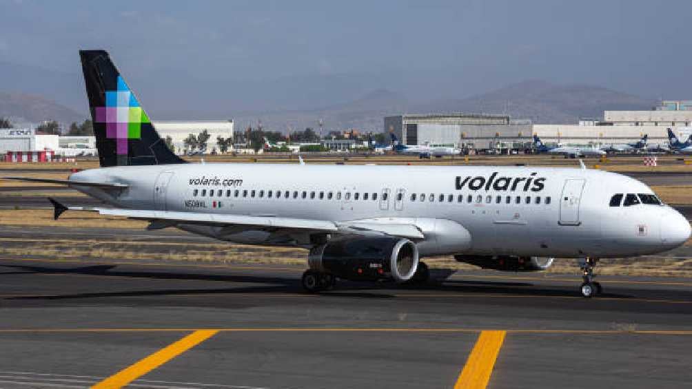 Por seguridad, el vuelo fue desviado hacia el aeropuerto de Guadalajara. 