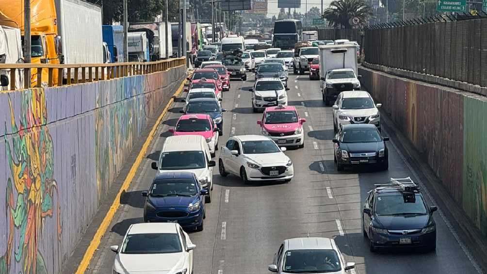 La afectación a la circulación se dio para los automovilistas que iban de La Raza al AICM. 