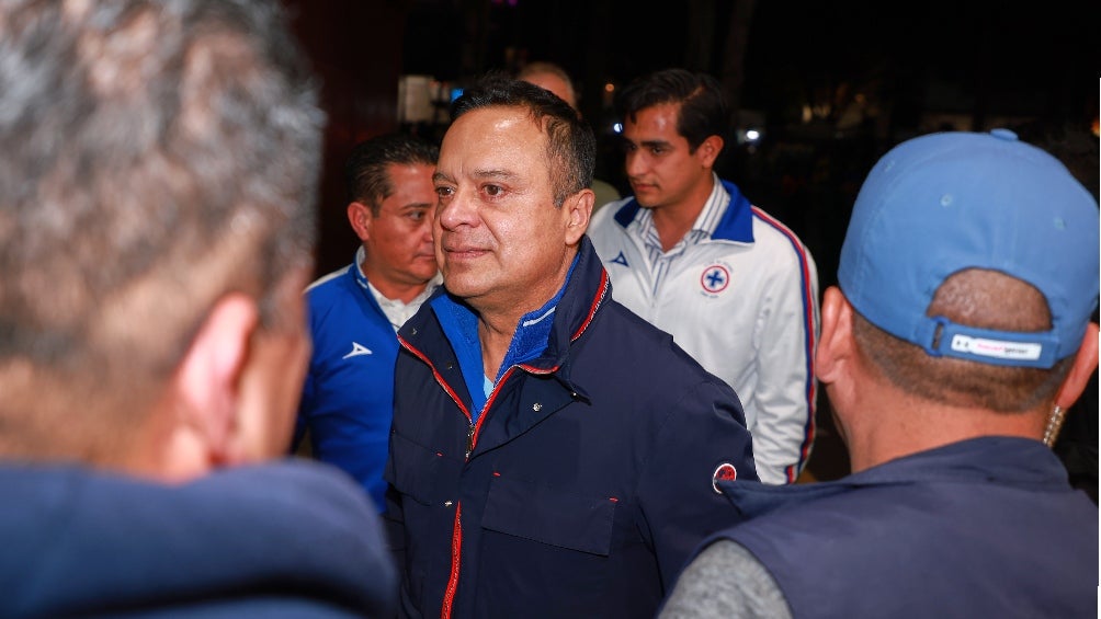 “Pasó lo de siempre, ya sabemos” Víctor Velázquez, presidente de Cruz Azul