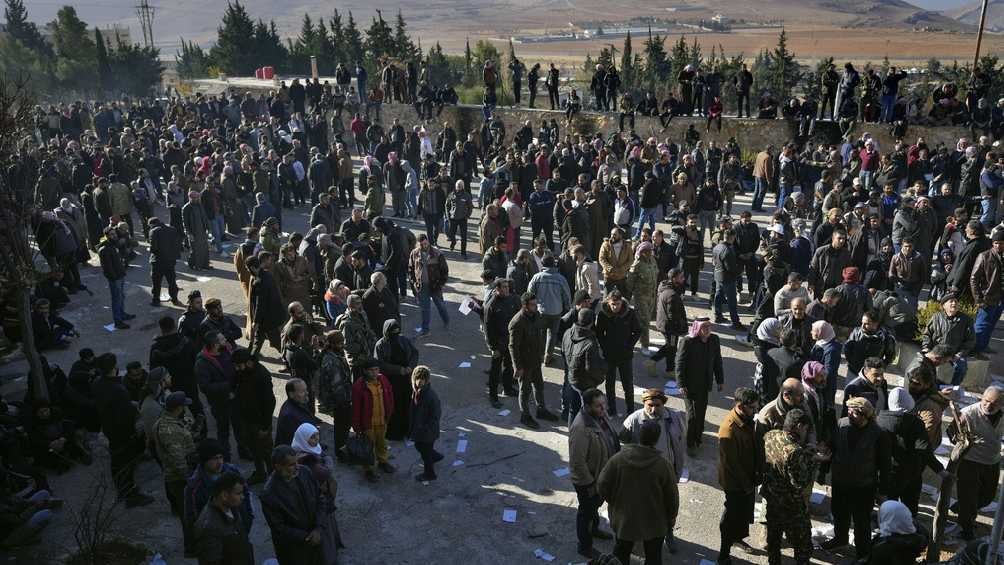 Los rebeldes sirios se levantaron en armas para derrocar el poder autoritario. 