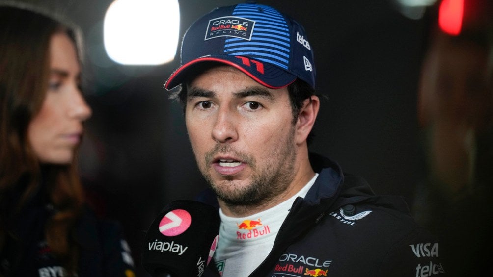 Sergio Pérez continúa siendo piloto de Red Bull