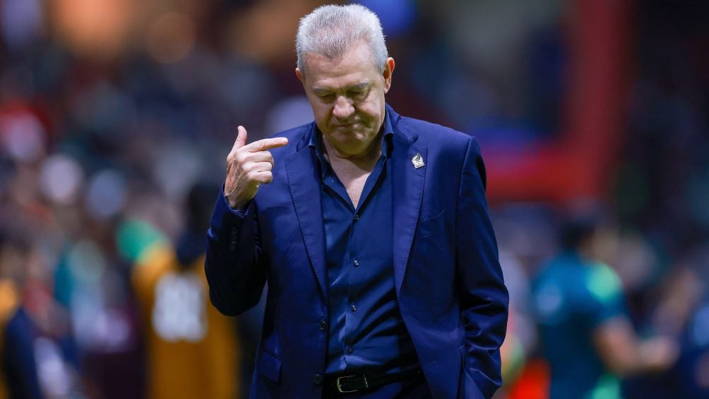 Javier Aguirre en partido con Selección Mexicana