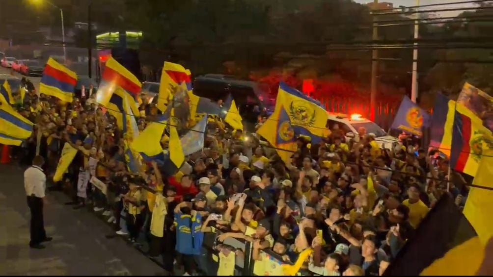 Serenata de los aficionados de América 